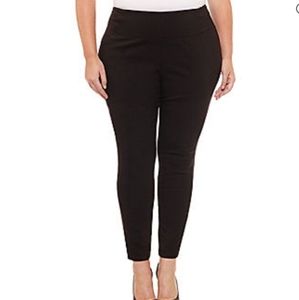 Ava & Viv Skinny Midrise Comfort Pants